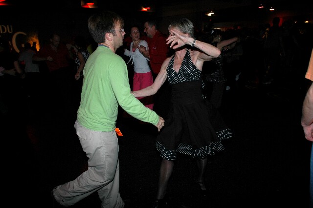 min 2007 11 10 fous swing 322